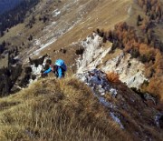 58 Saliamo per ripida traccia al Pizzo Badile